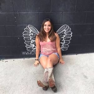 Meet your Posher, Gigi